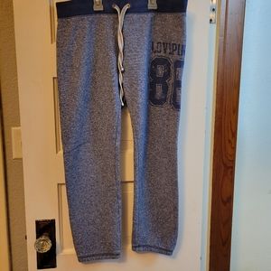 Cropped sweatpants